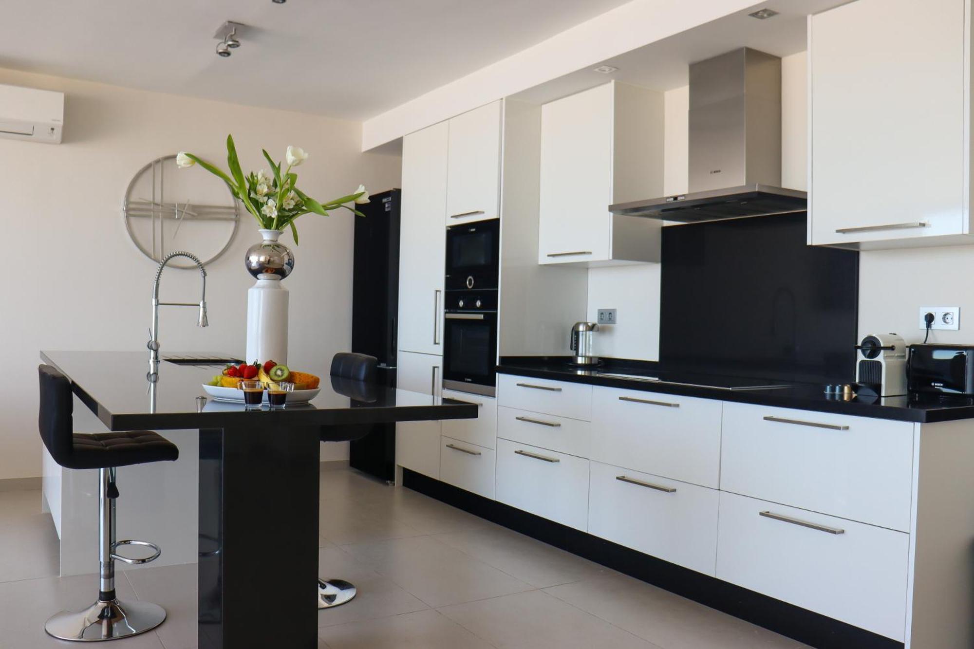 Azure Sky Villa - Panoramic Ocean View, Luxury, San Eugenio Costa Adeje  Luaran gambar