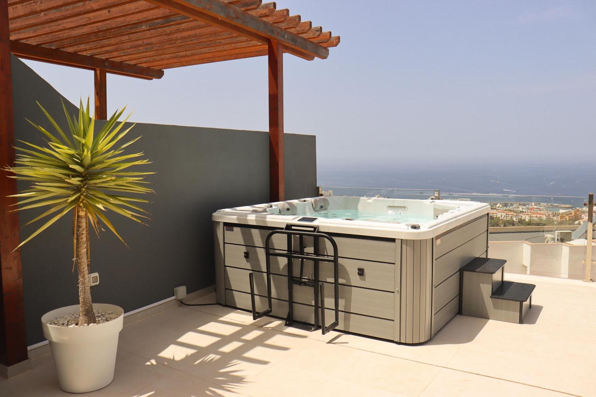 Azure Sky Villa - Panoramic Ocean View, Luxury, San Eugenio Costa Adeje  Luaran gambar