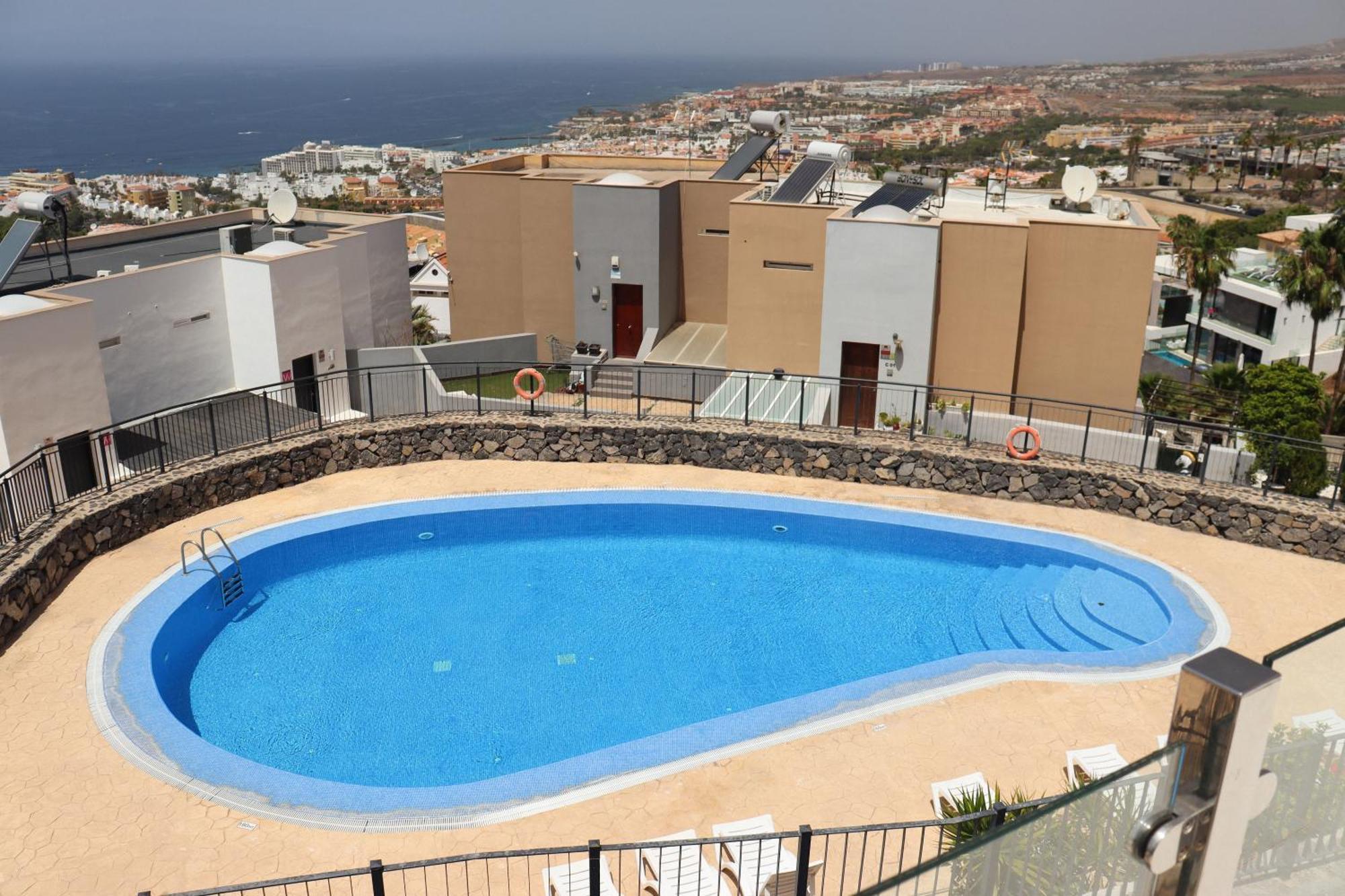 Azure Sky Villa - Panoramic Ocean View, Luxury, San Eugenio Costa Adeje  Luaran gambar